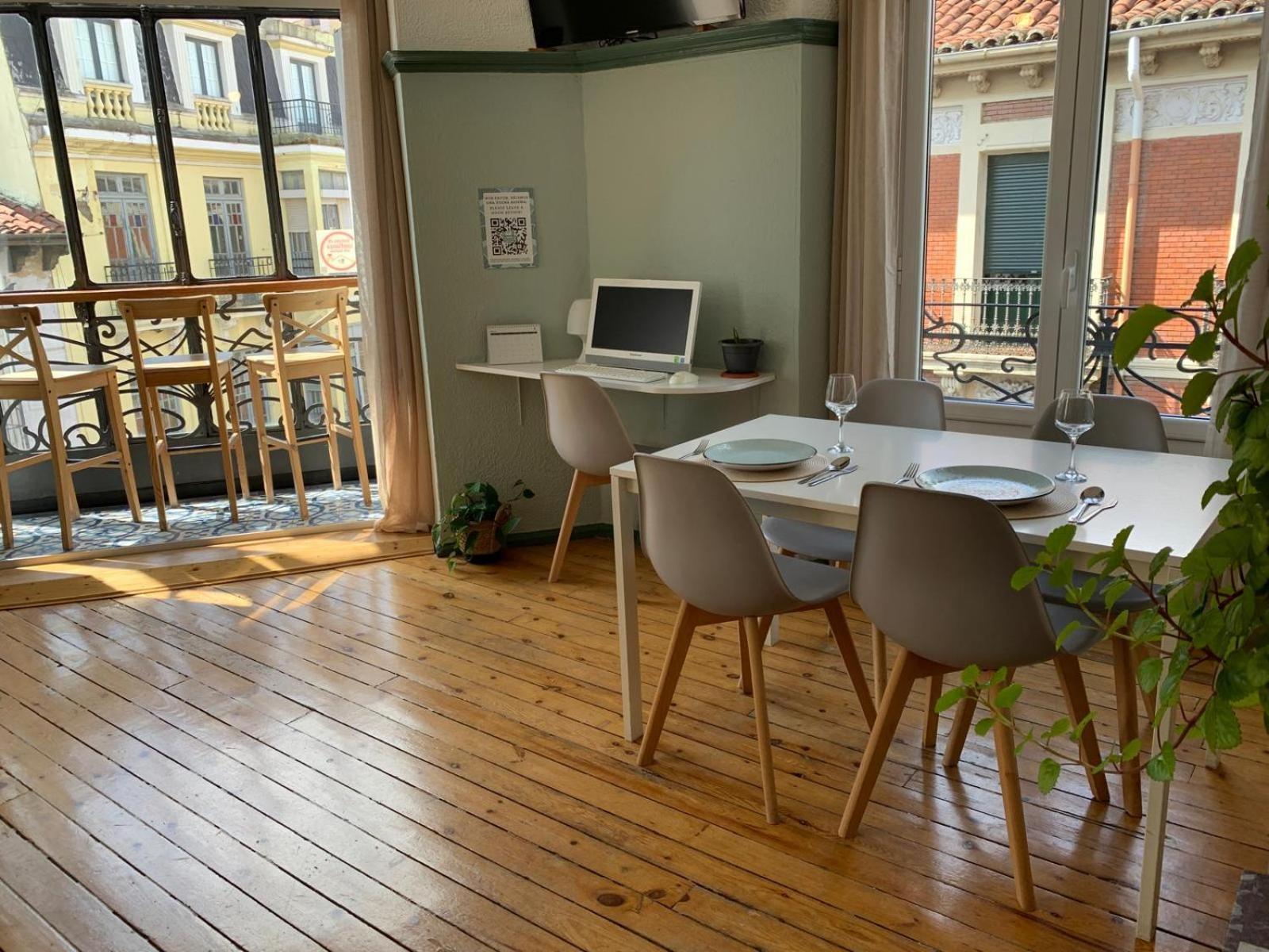 Leon Hostel Εξωτερικό φωτογραφία